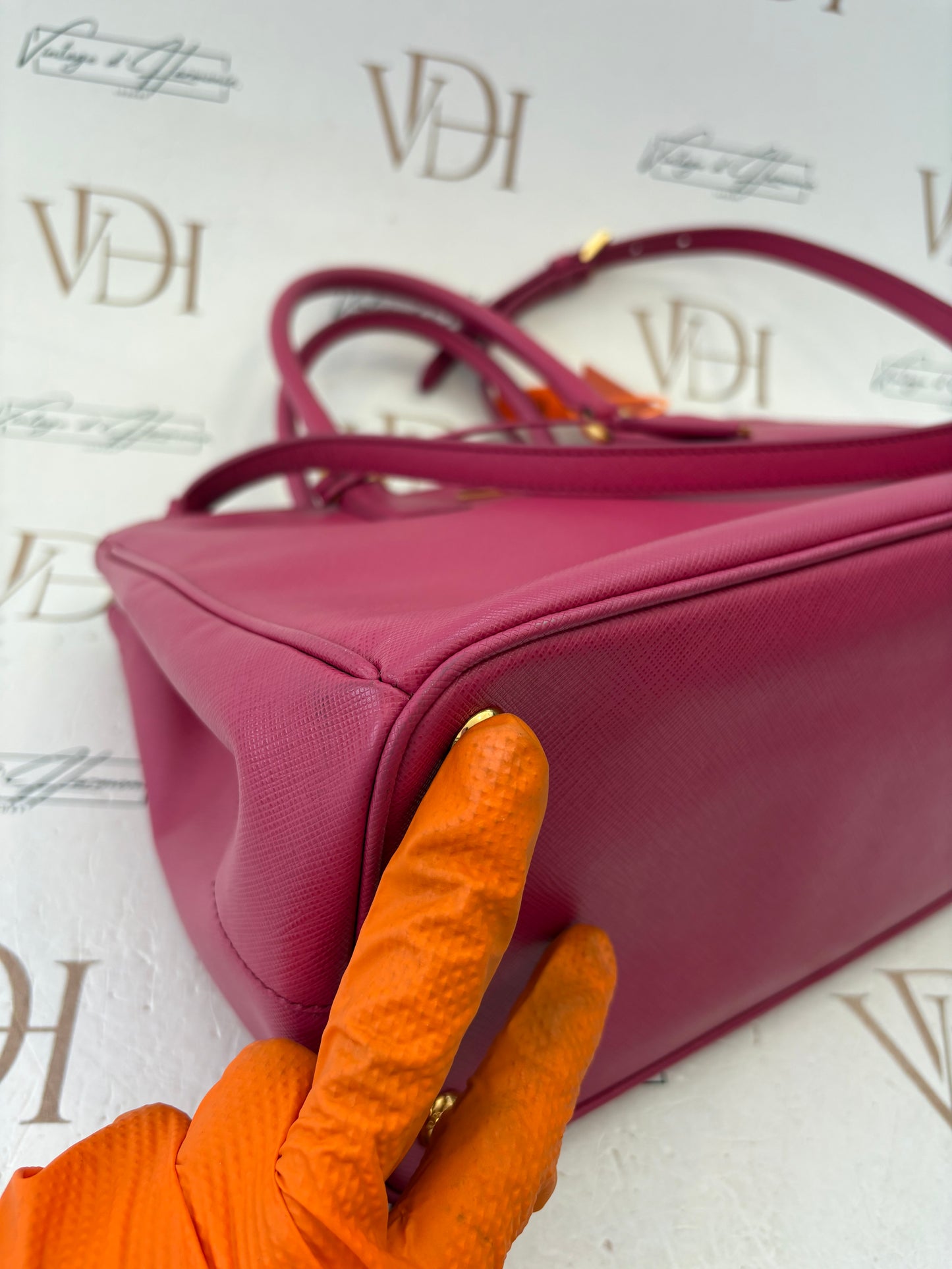 201015 - Prada Galleria Pink