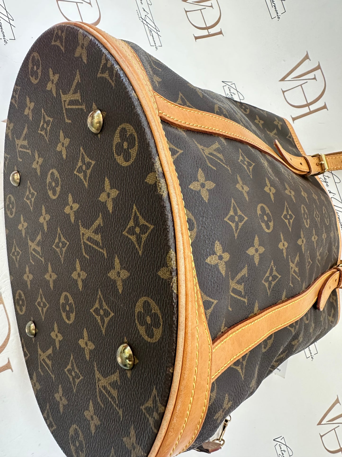 017785 - Louis Vuitton Bucket GM