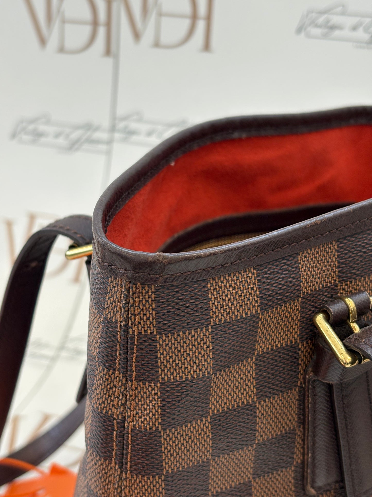018058 - Louis Vuitton Marais