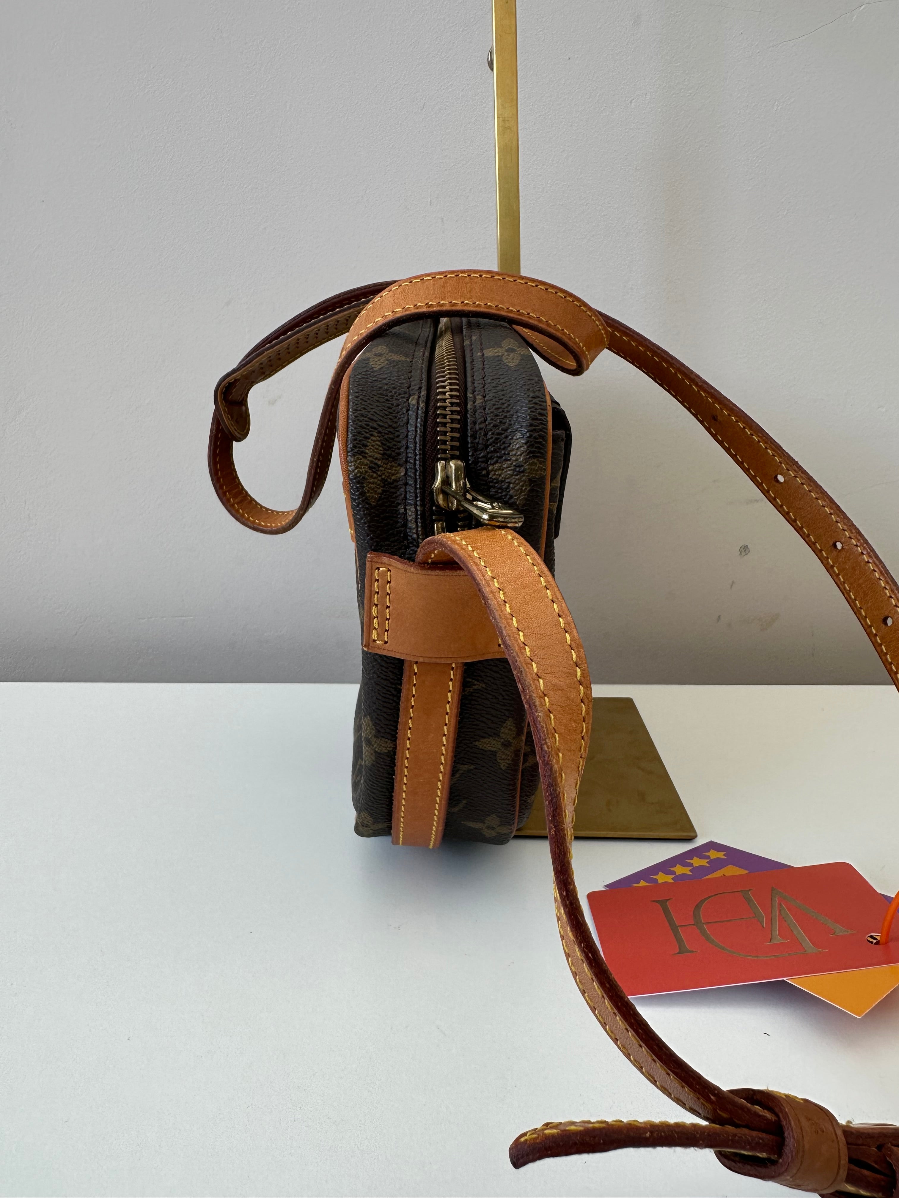 Louis Vuitton Jeune Fille MM