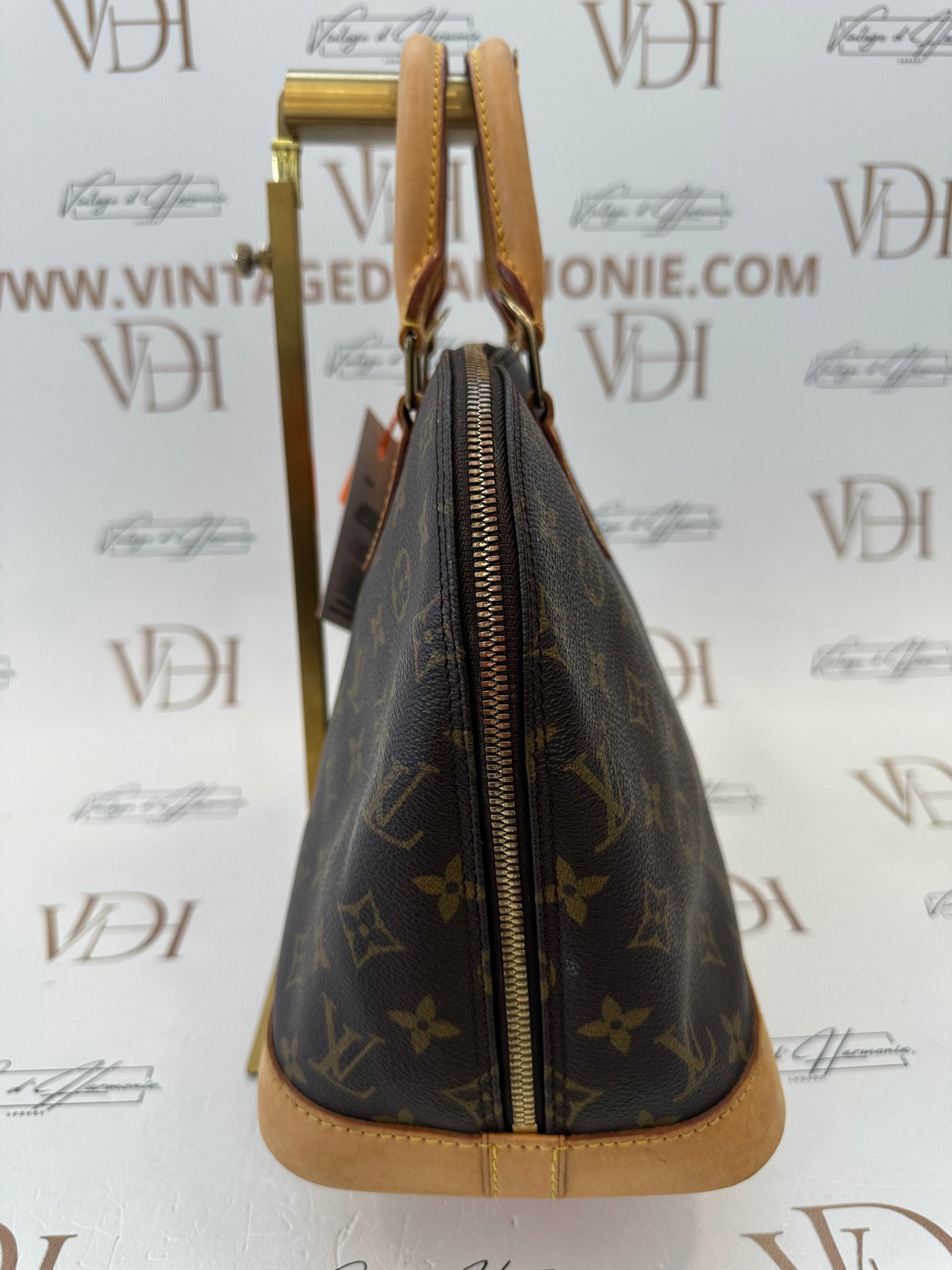 017815 - Louis Vuitton Alma