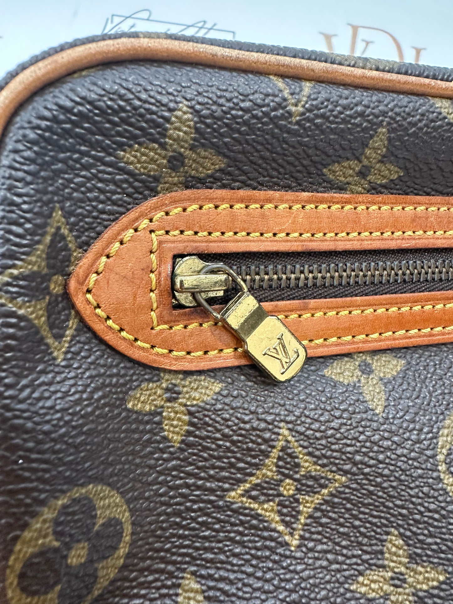 017922 - Louis Vuitton Marly Dragonne GM