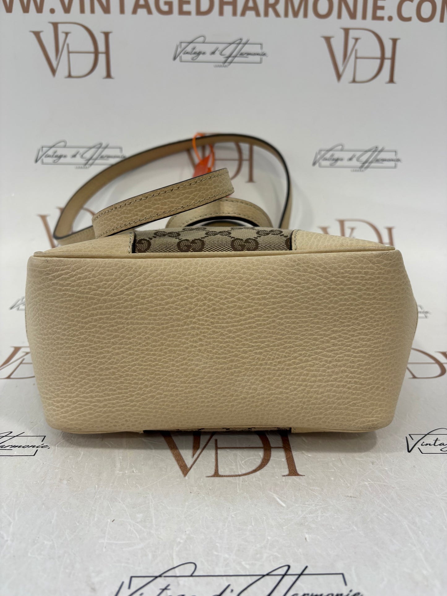 383204 - Gucci Bree