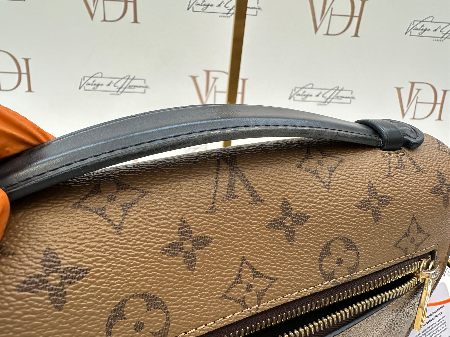 102326 - Louis Vuitton Metis Reverse