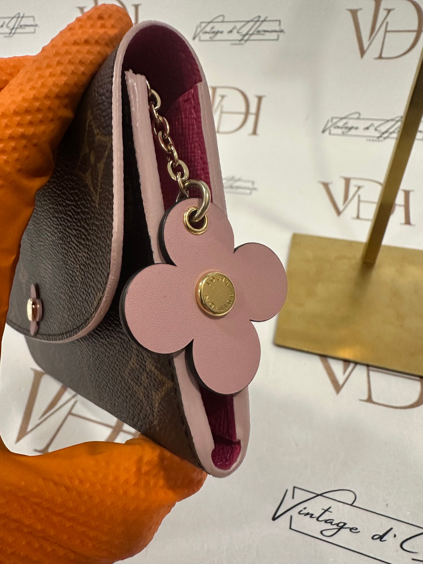 382538 - Louis Vuitton Emilie