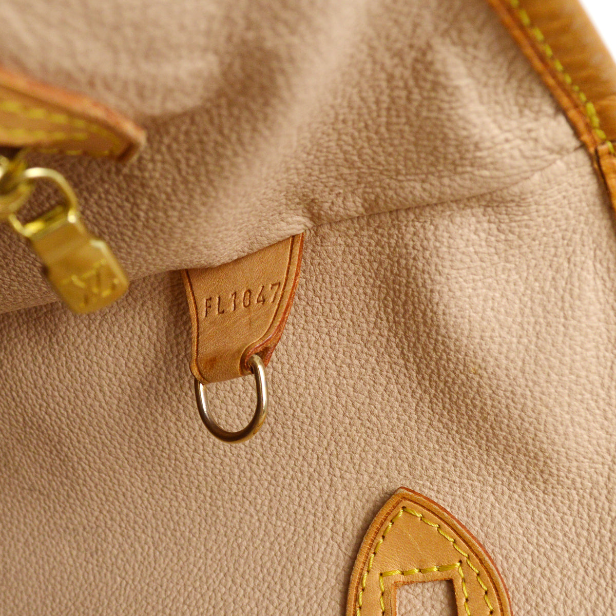 Louis Vuitton Bucket GM