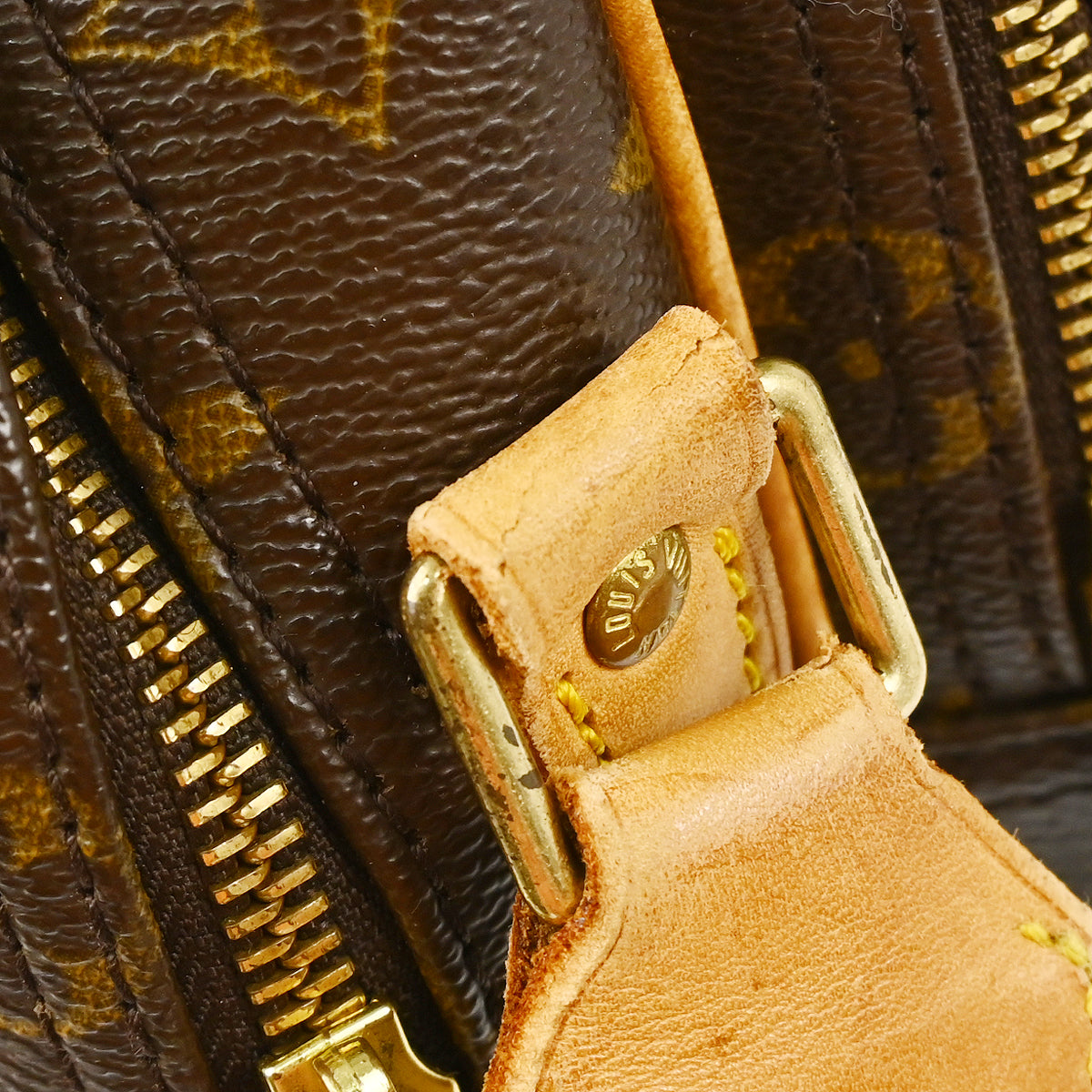 Louis Vuitton Reporter PM