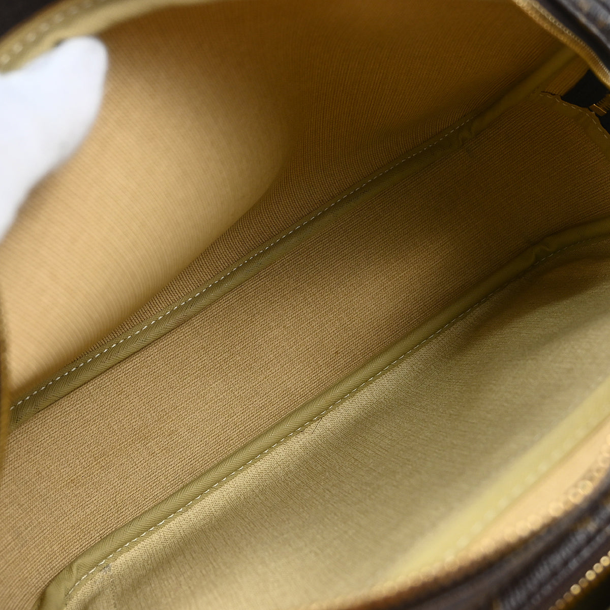 Louis Vuitton Reporter PM