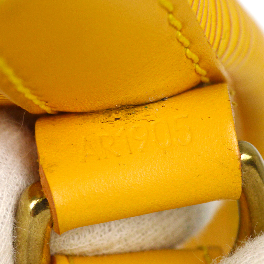 Louis Vuitton Petite Noè Epi