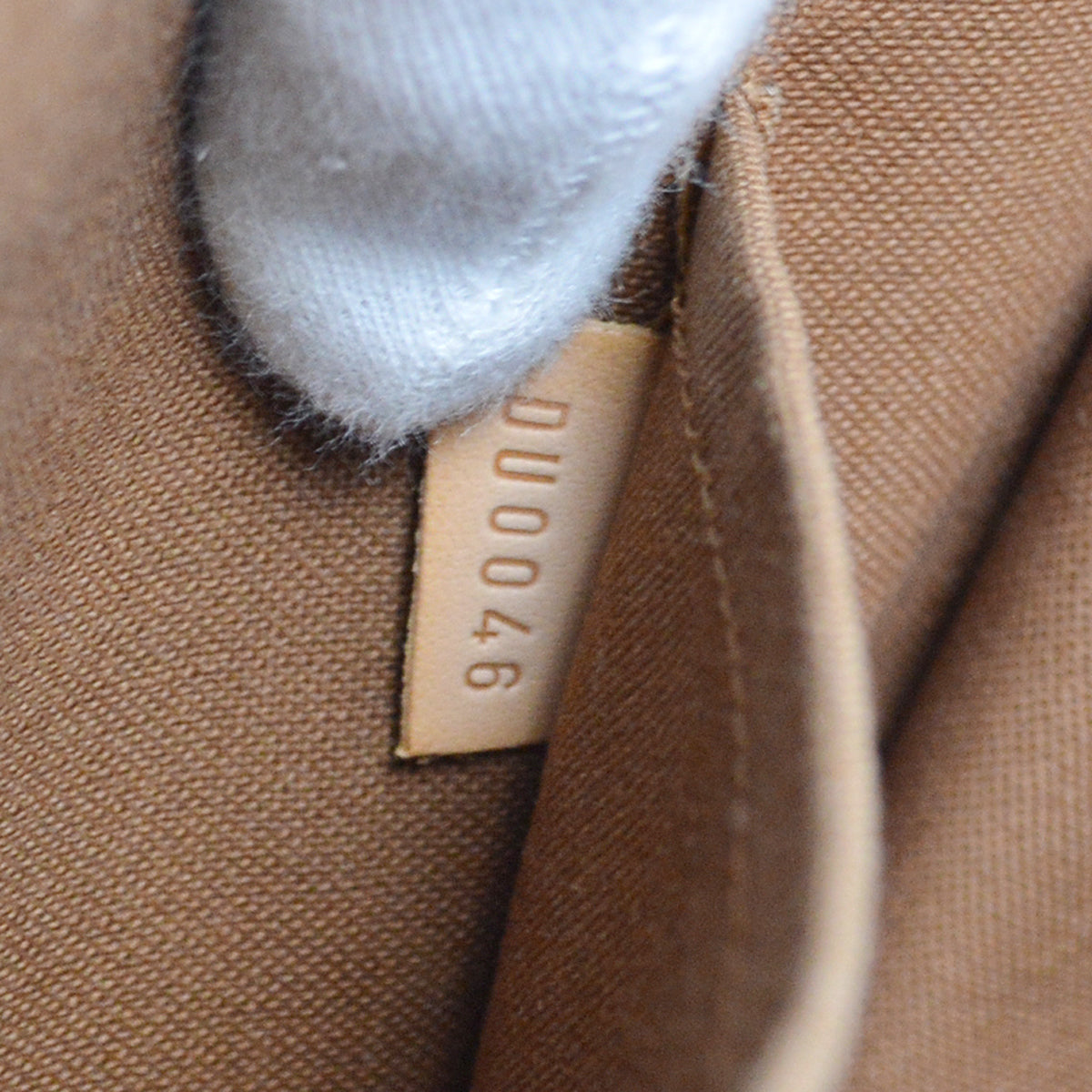 Louis Vuitton Messenger GM