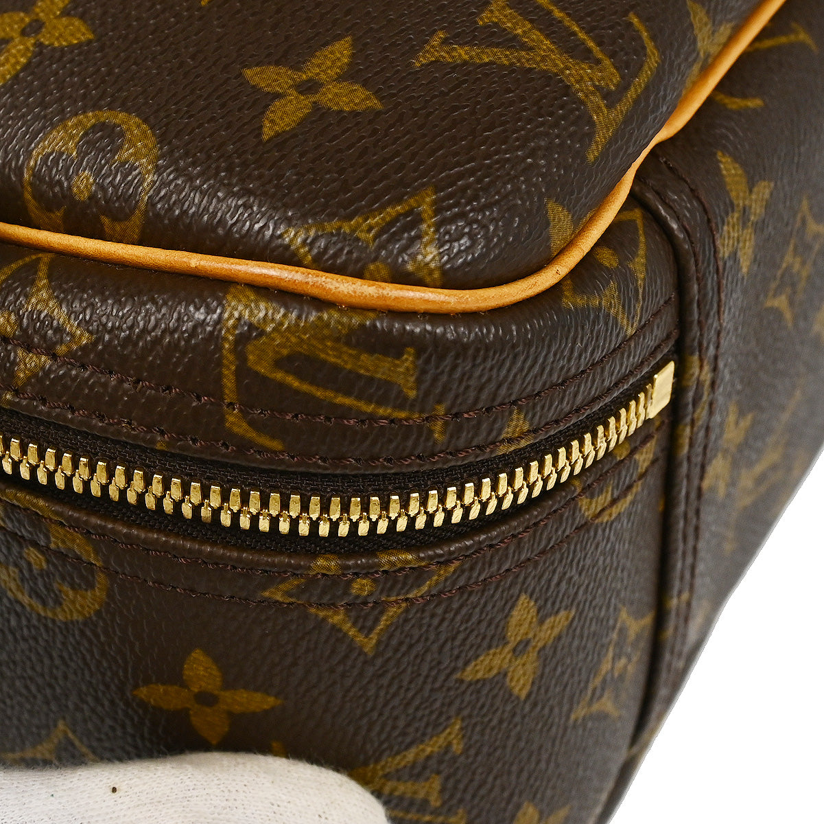 Louis Vuitton EXcursion