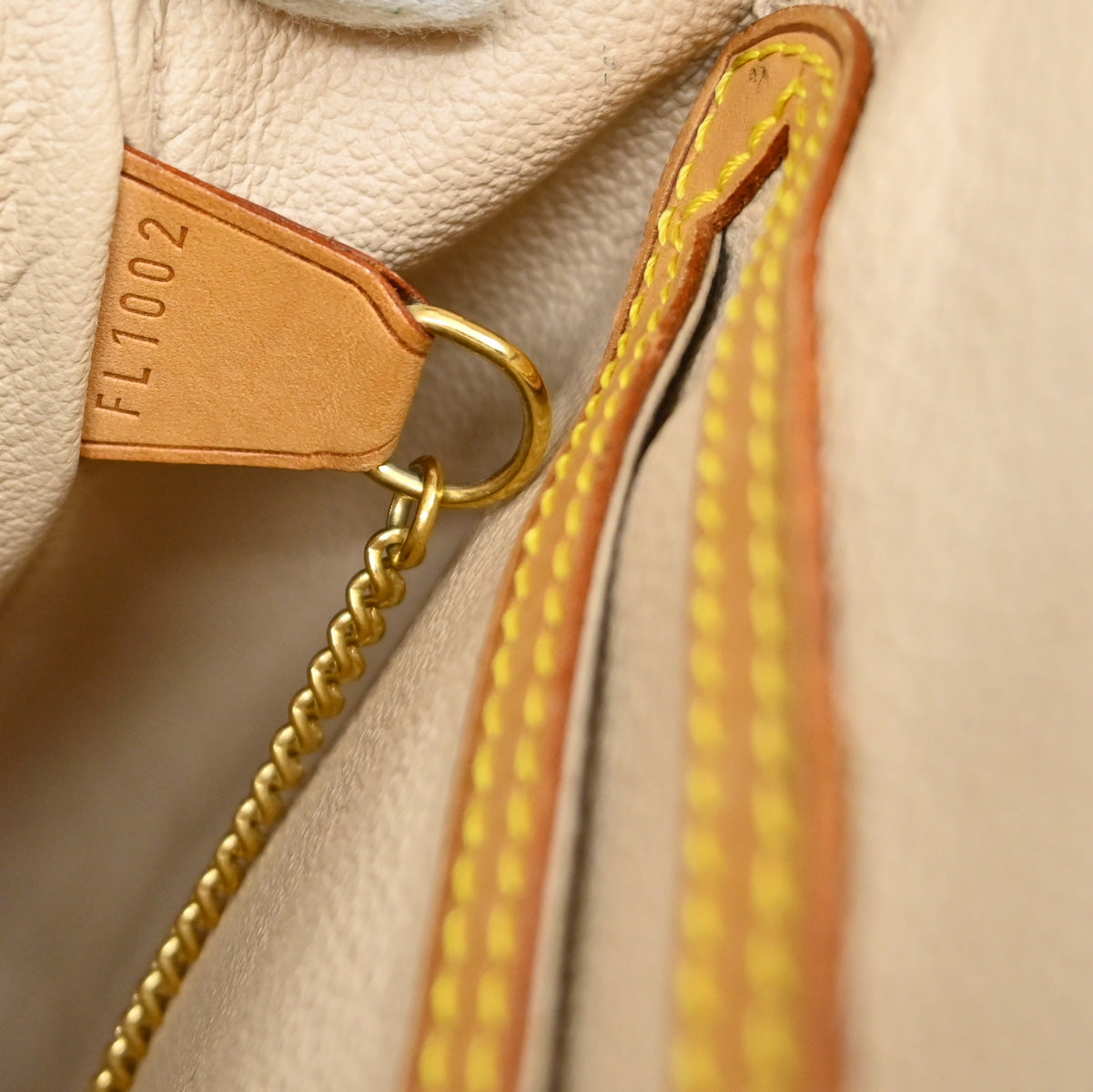 Louis Vuitton Bucket GM