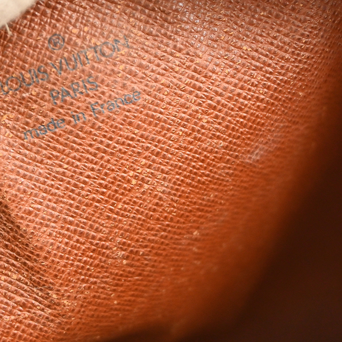 Louis Vuitton Papillon 26