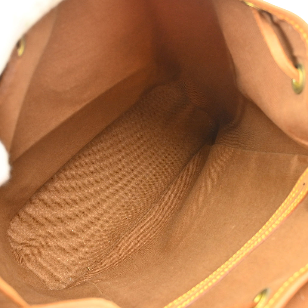 Louis Vuitton Montsouris MM