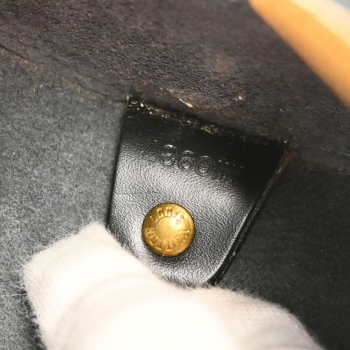 Louis Vuitton Soufflot Epi Balck