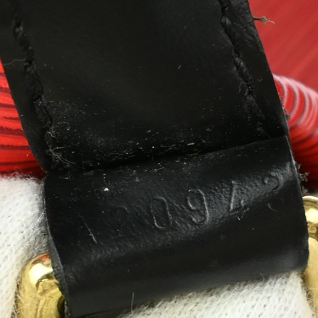 Louis Vuitton Epi Petite Noè