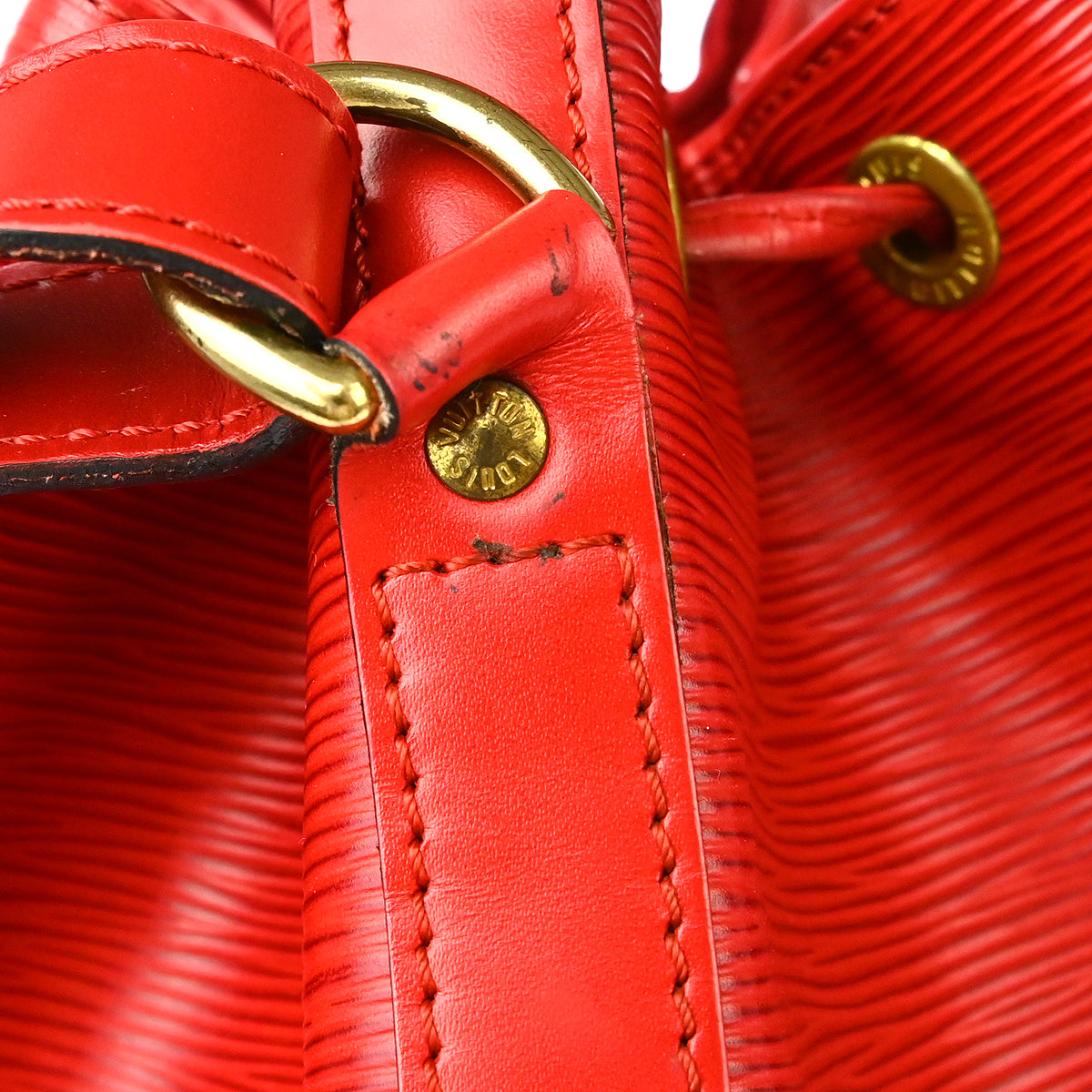 Louis Vuitton Noè Epi Red