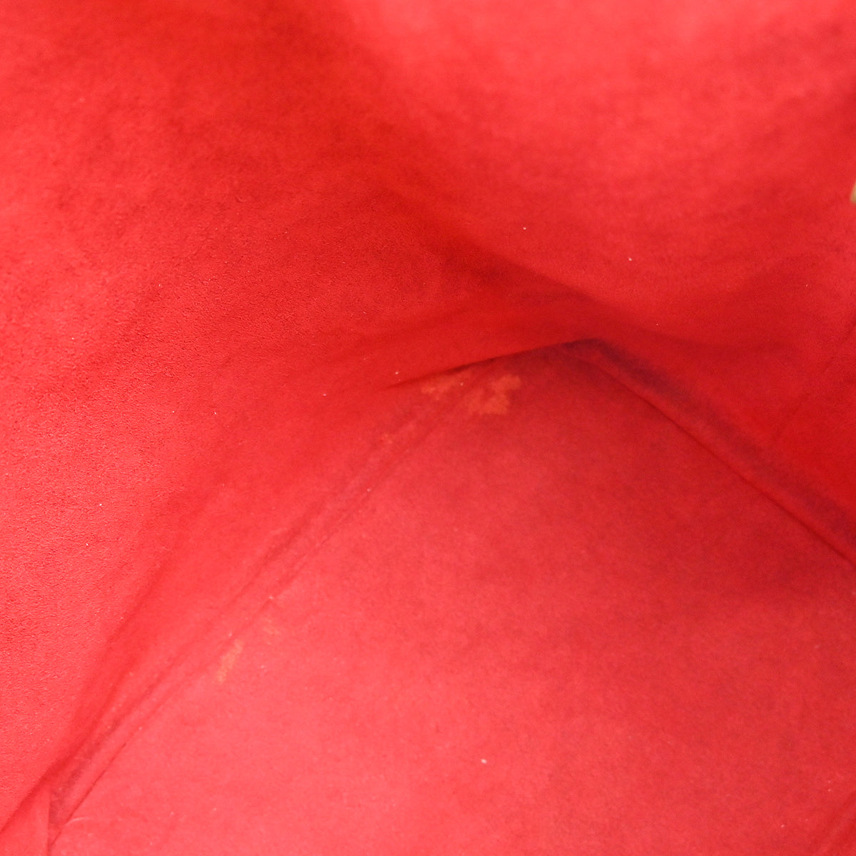 Louis Vuitton Noè Epi Red