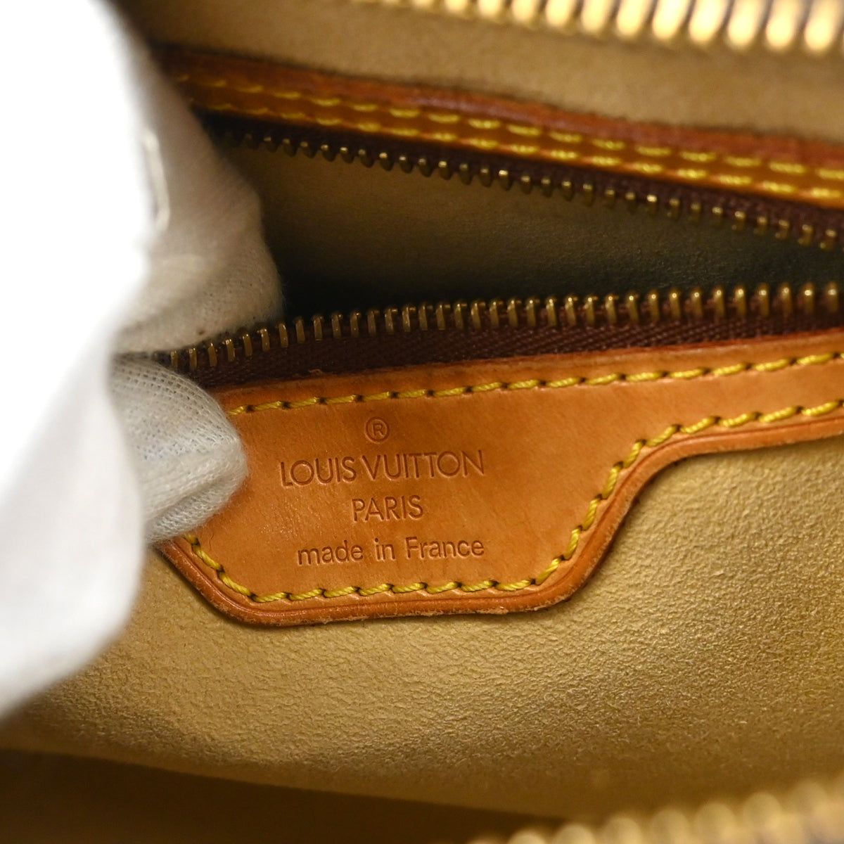 Louis Vuitton Looping MM