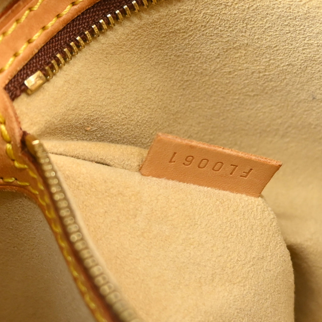 Louis Vuitton Looping MM