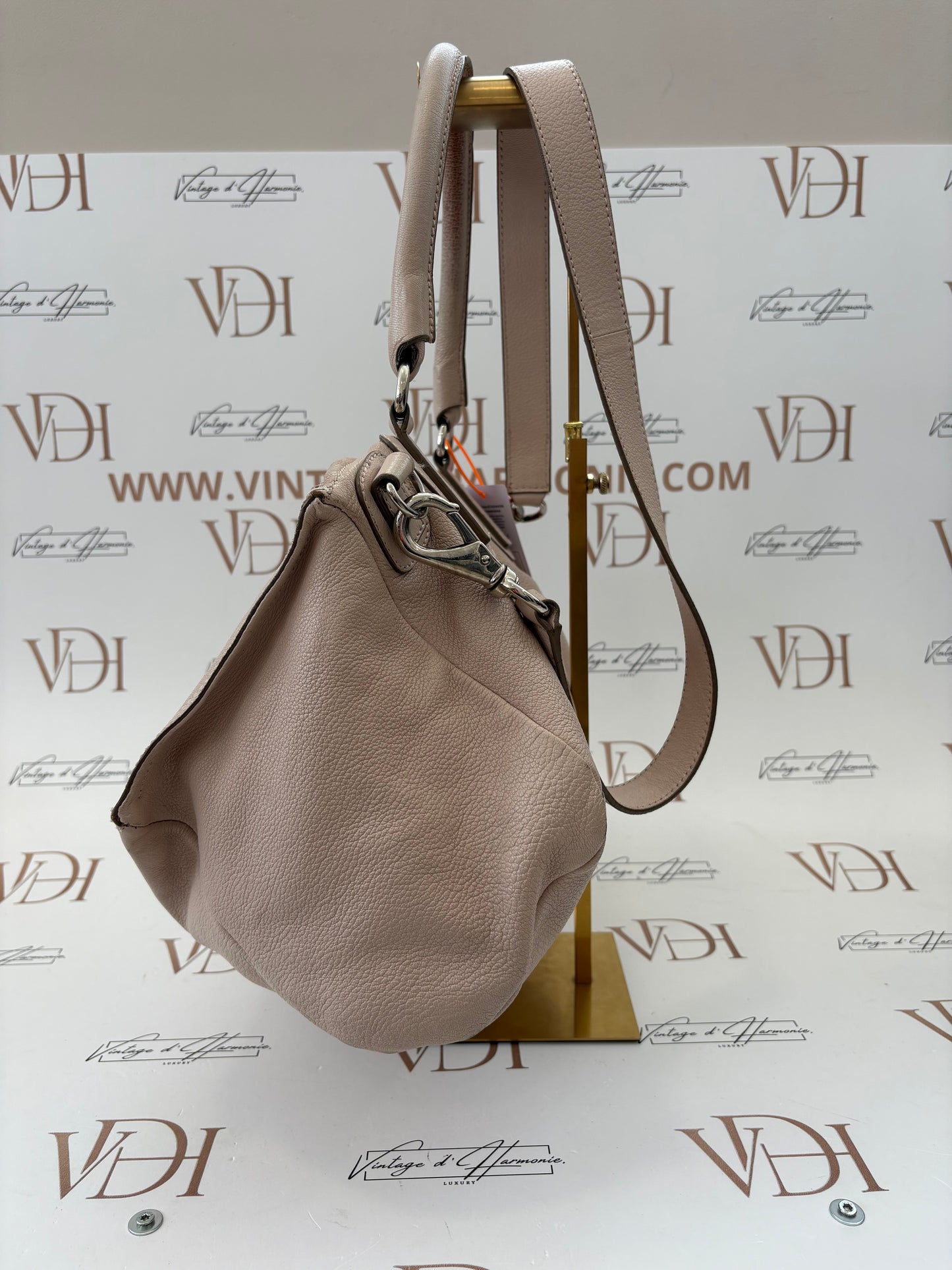 384264 - Givenchy Pandora