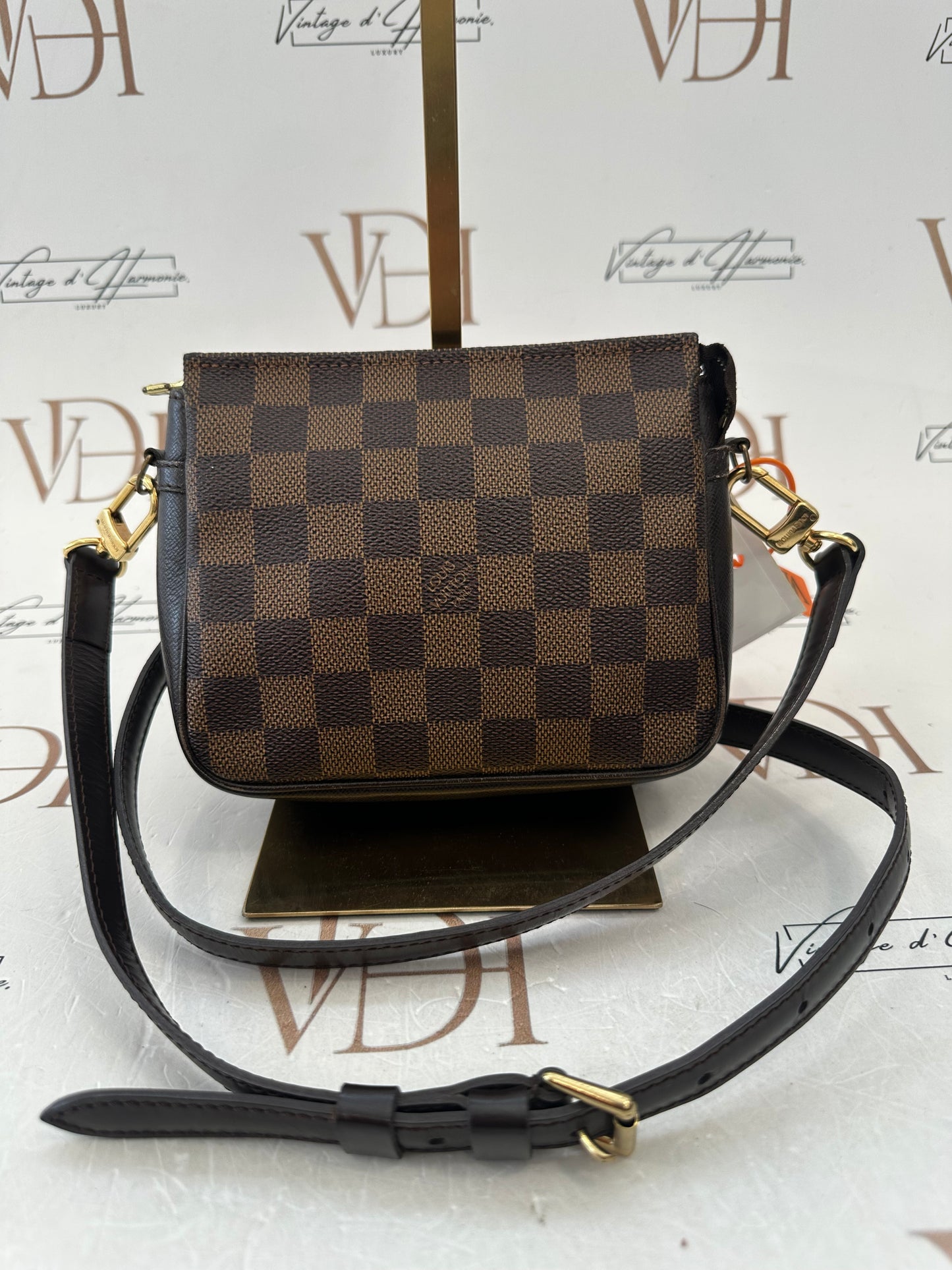 017849 - Louis Vuitton Damier Trousse Makeup