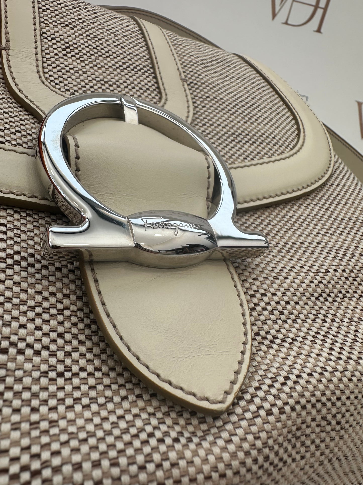 382340 - Salvatore Ferragamo