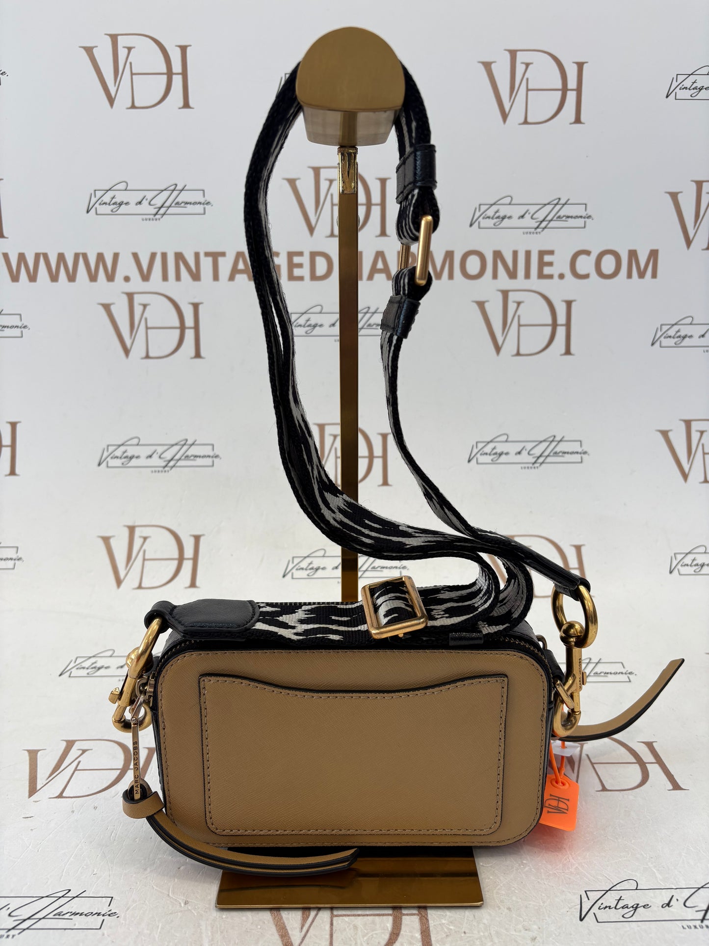 383975 - Marc Jacobs Snapshot