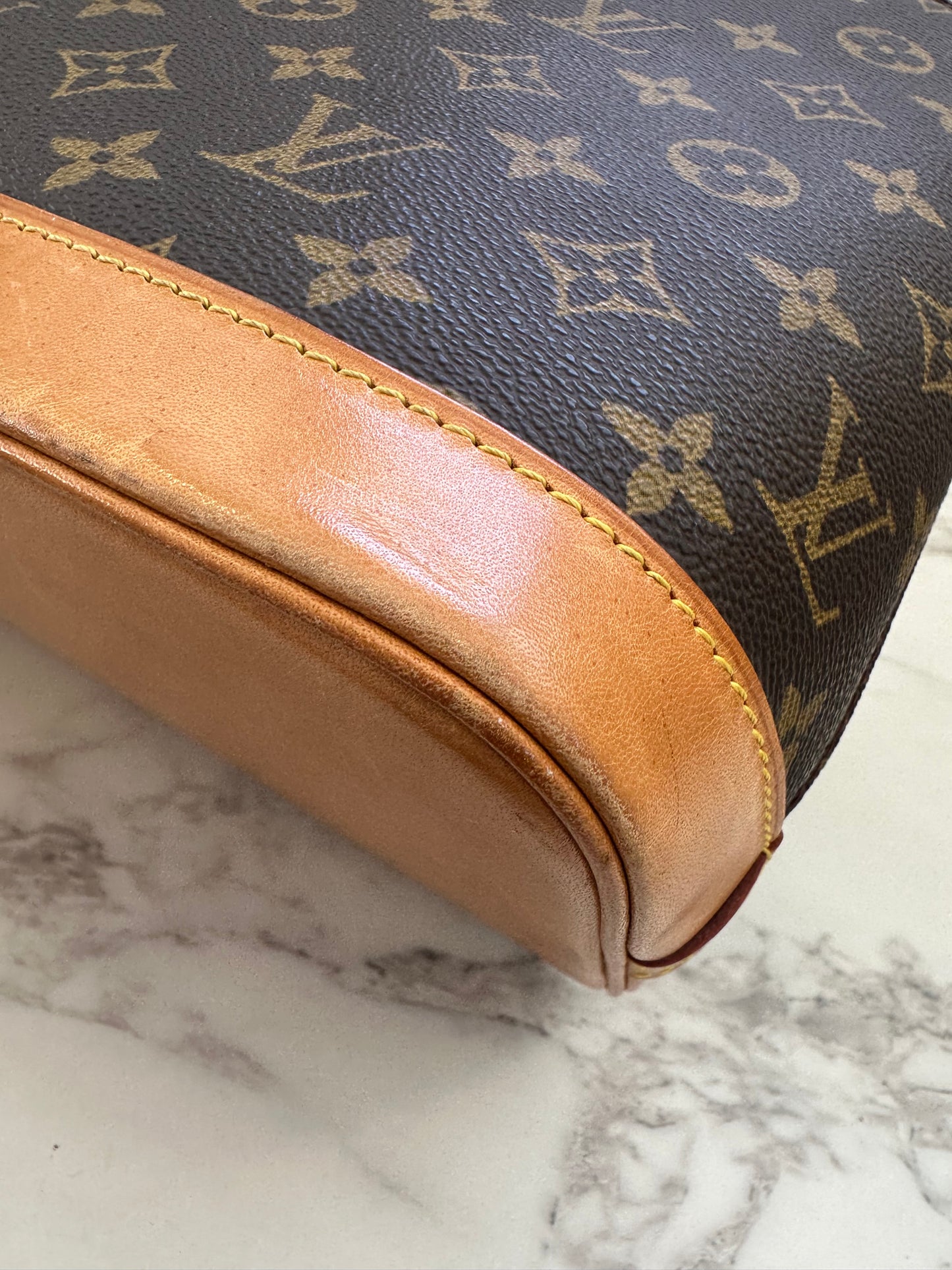 Louis Vuitton Alma