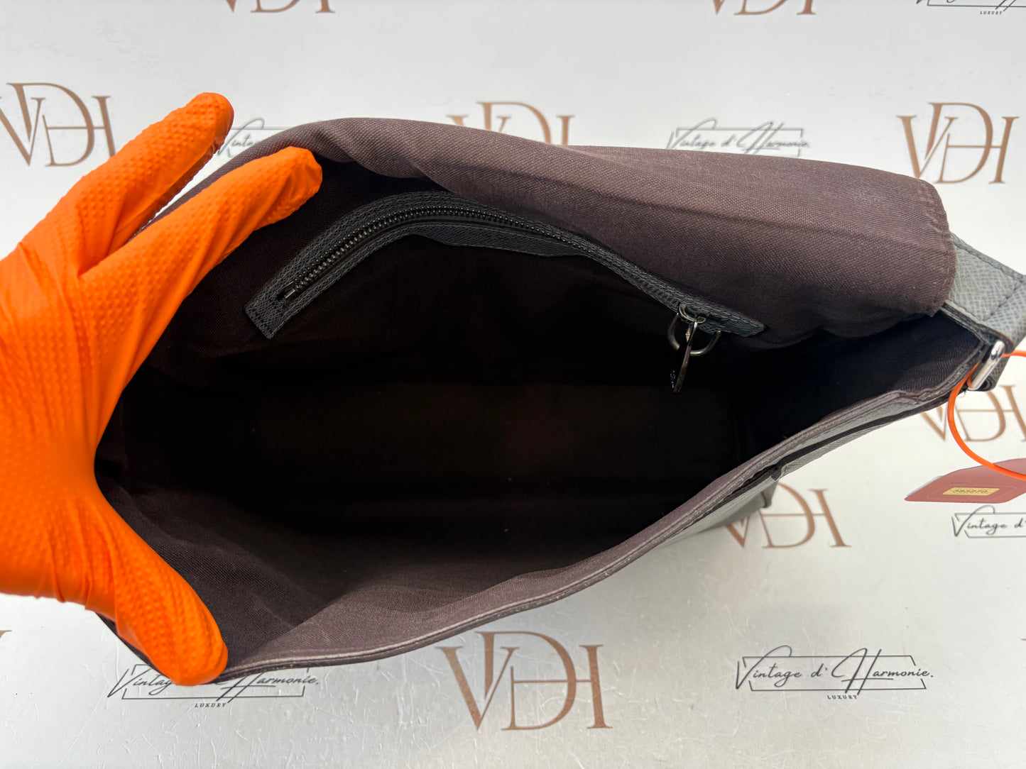383270 - Louis Vuitton Roman