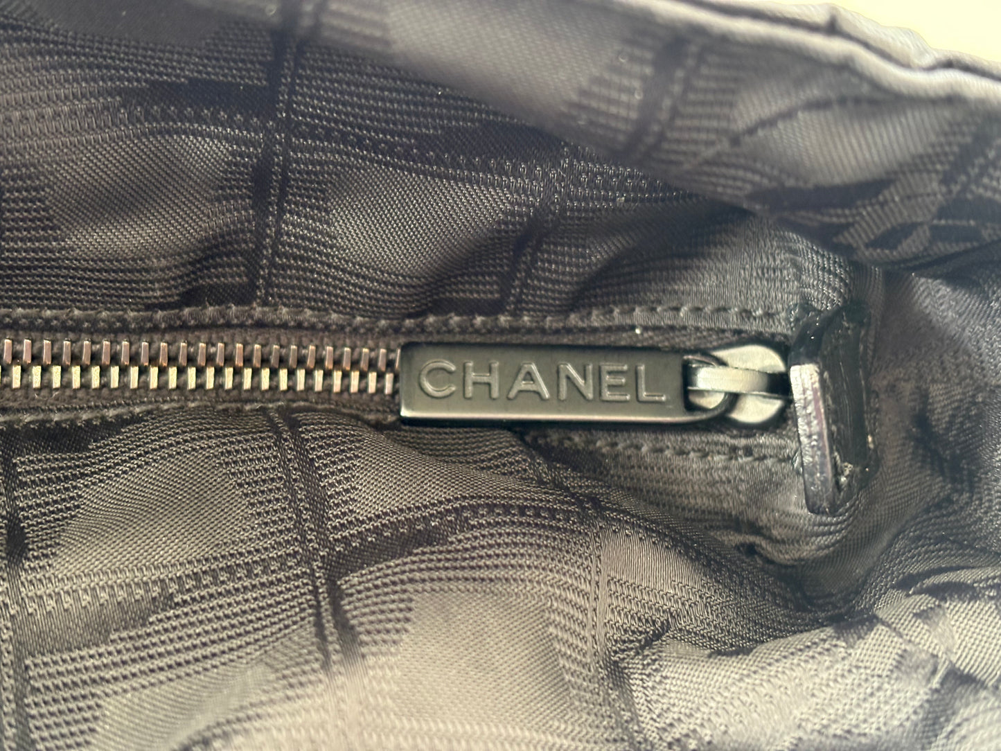018922 - Chanel Black Jacquard