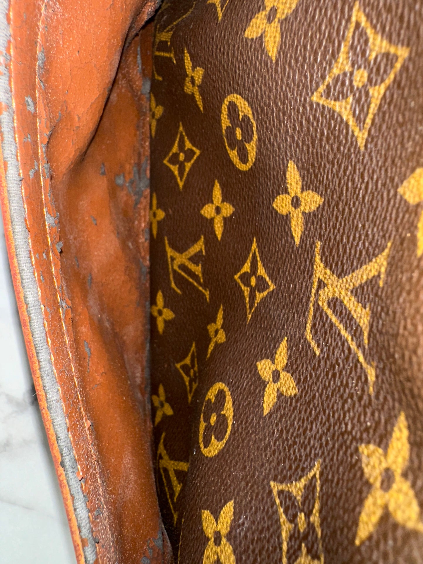 Louis Vuitton Trocadero 24