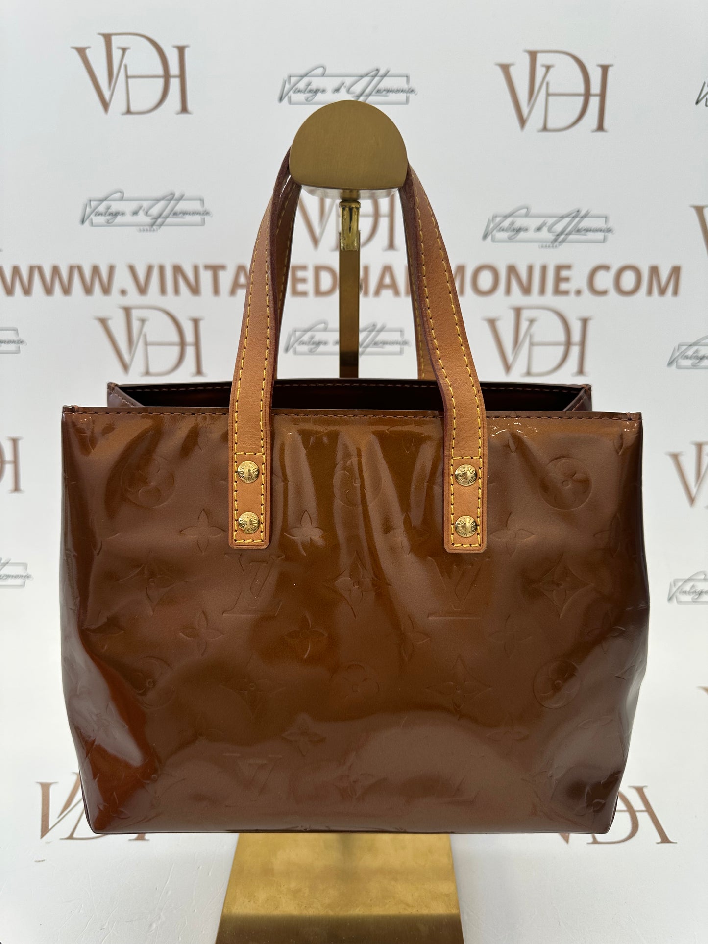 017750 - Louis Vuitton Bronze Vernis Reade PM