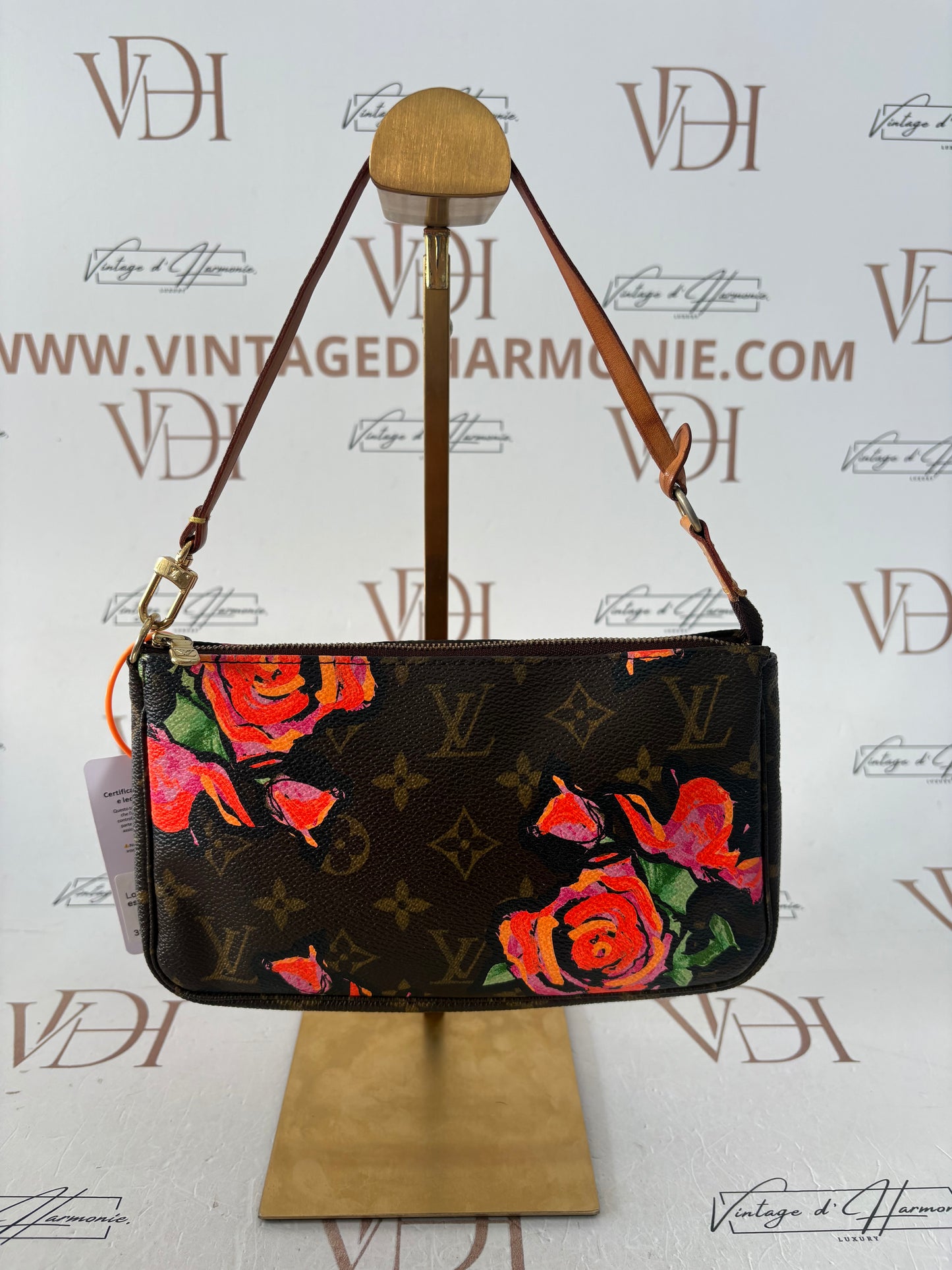 383896 - Louis Vuitton Pochette Accessoires