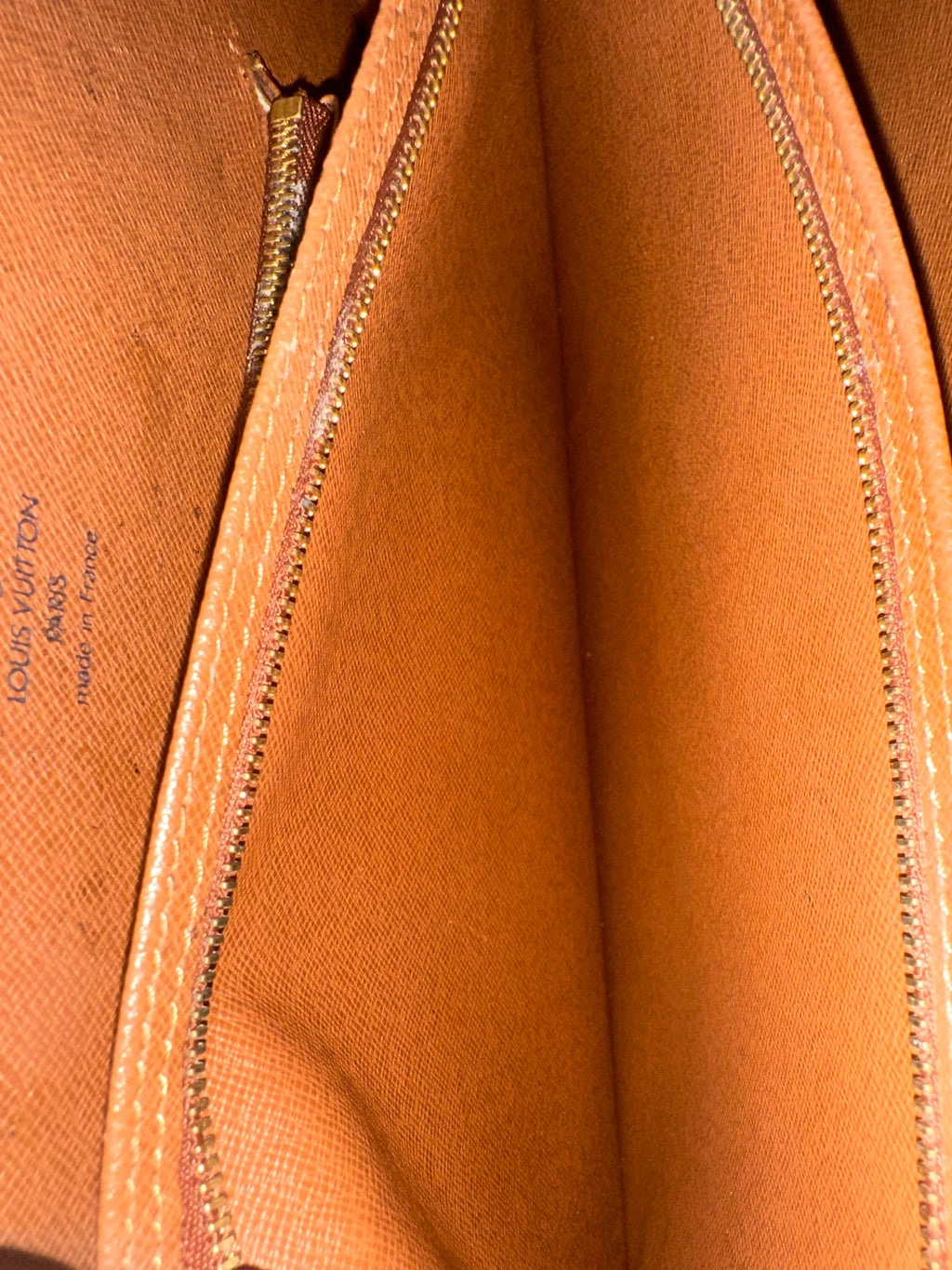 Louis Vuitton Courcelles