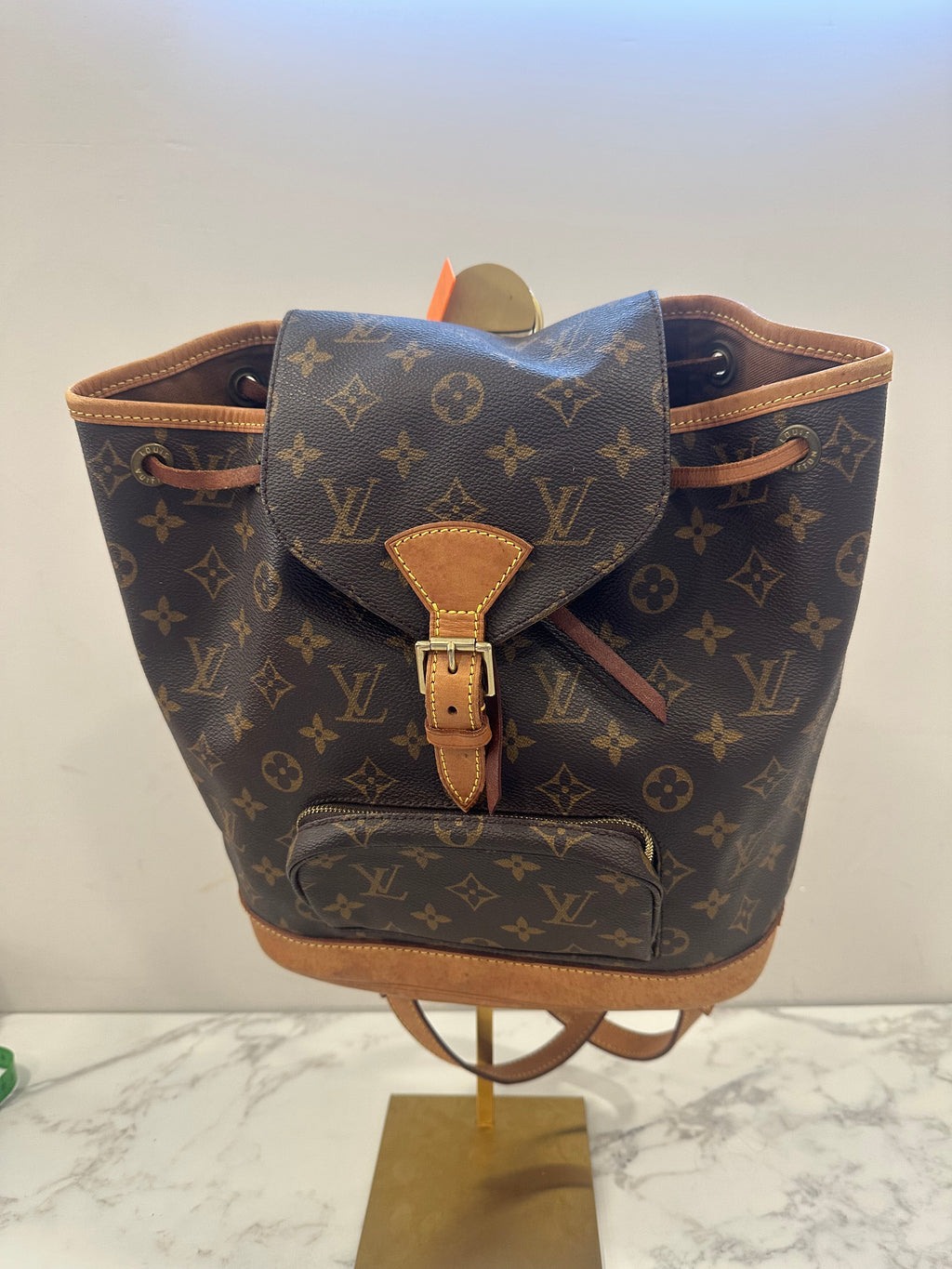Louis Vuitton Montsouris MM