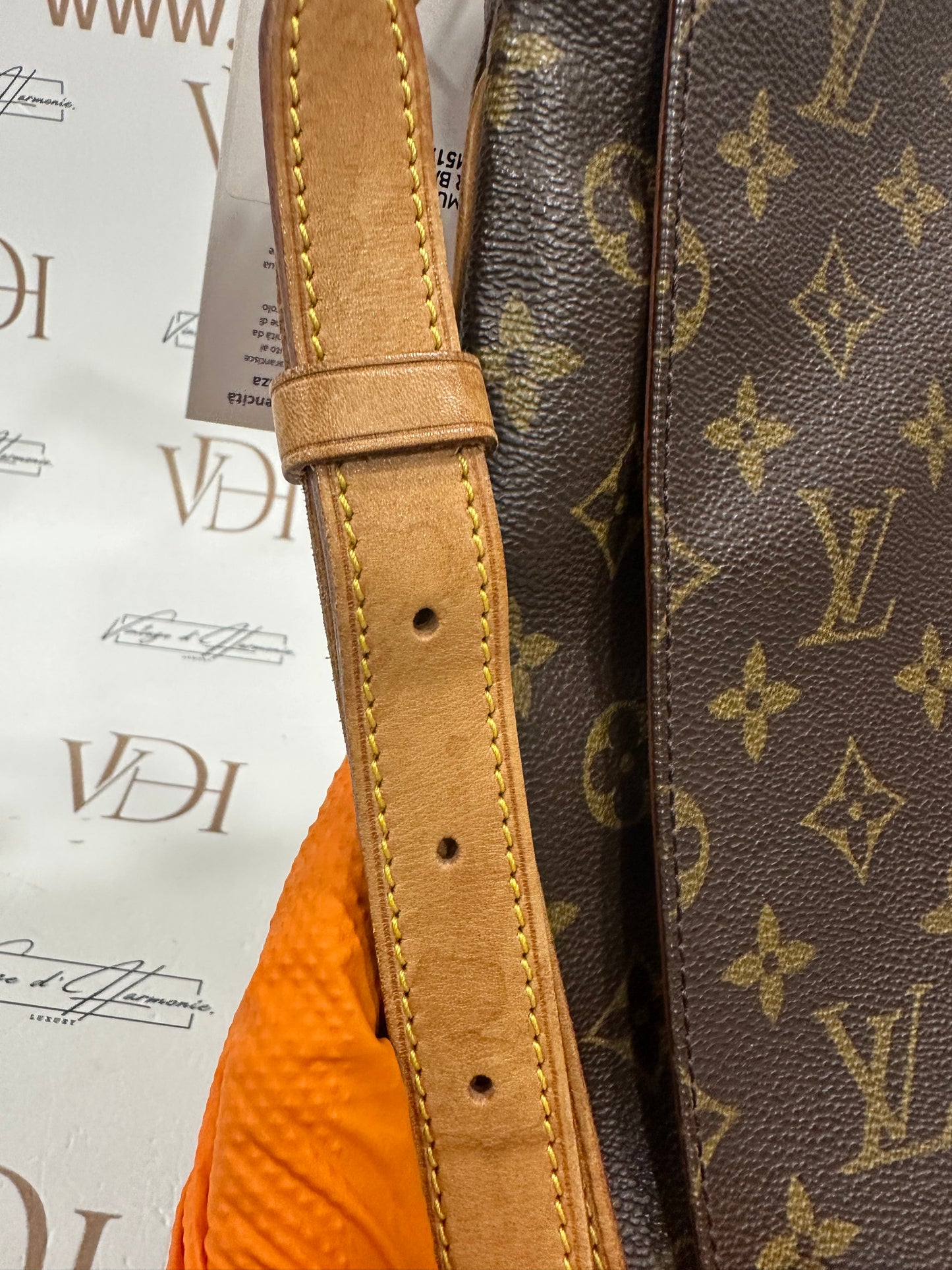 017796 - Louis Vuitton Musette