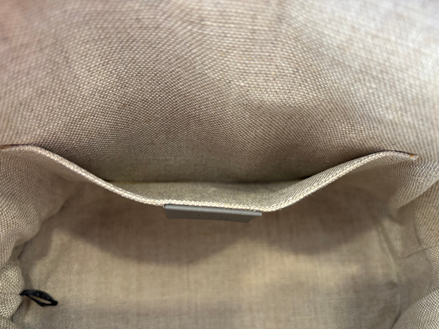 383892 - Gucci Grey