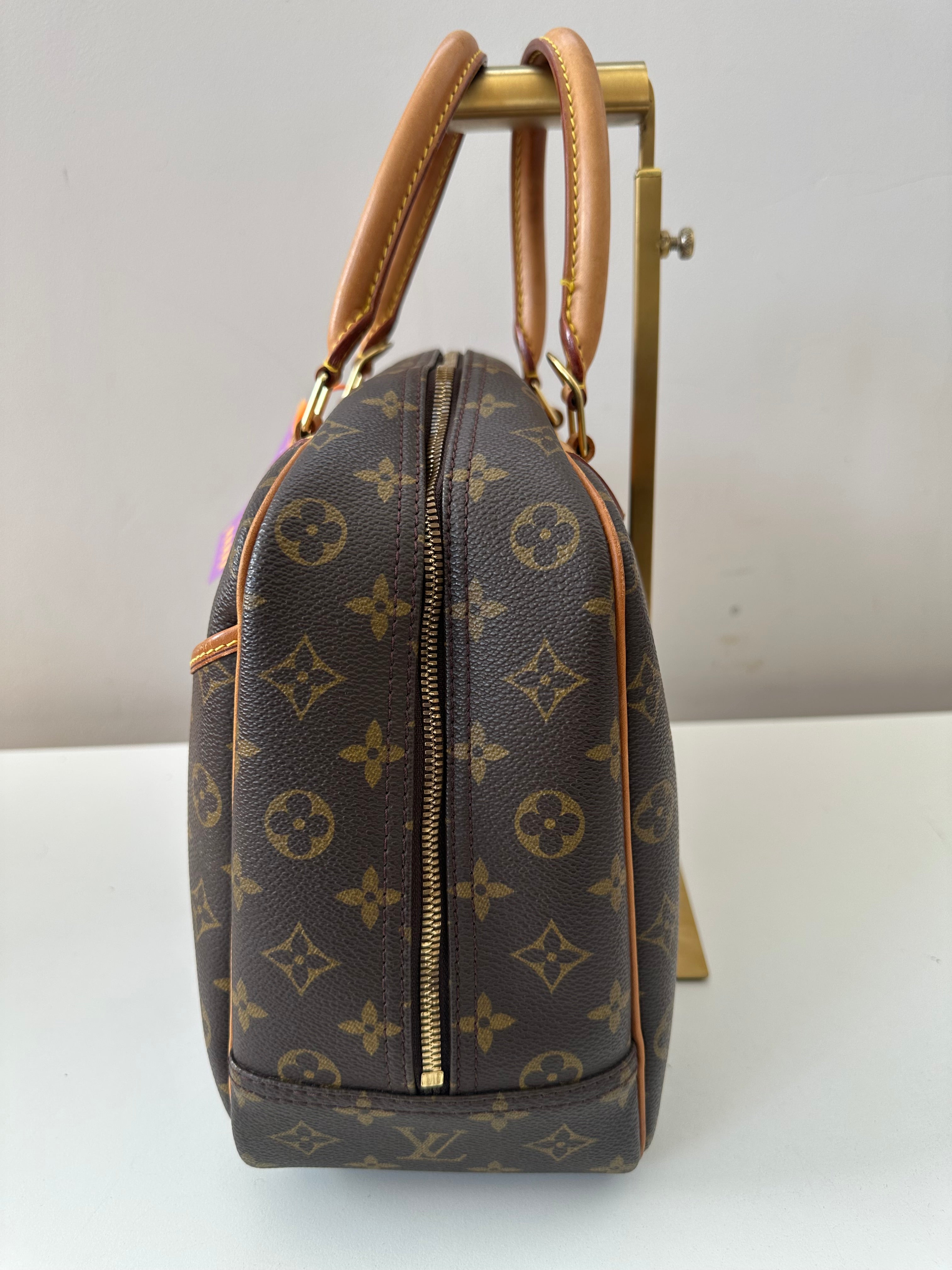 Louis Vuitton Deauville