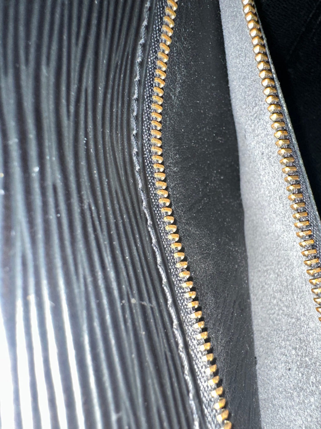 Louis Vuitton Monceau 28 Black Epi