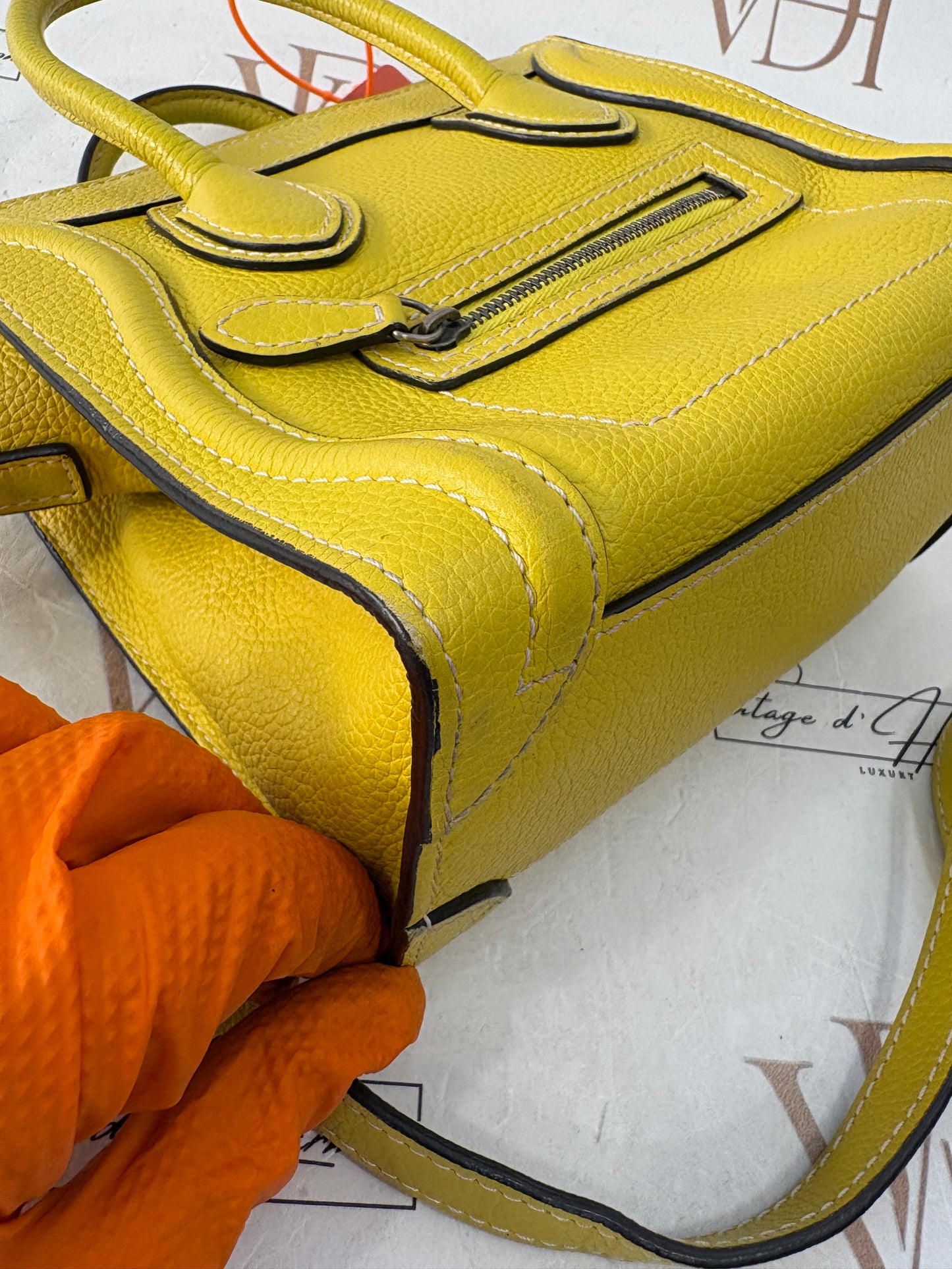 383406 - Céline Luggage