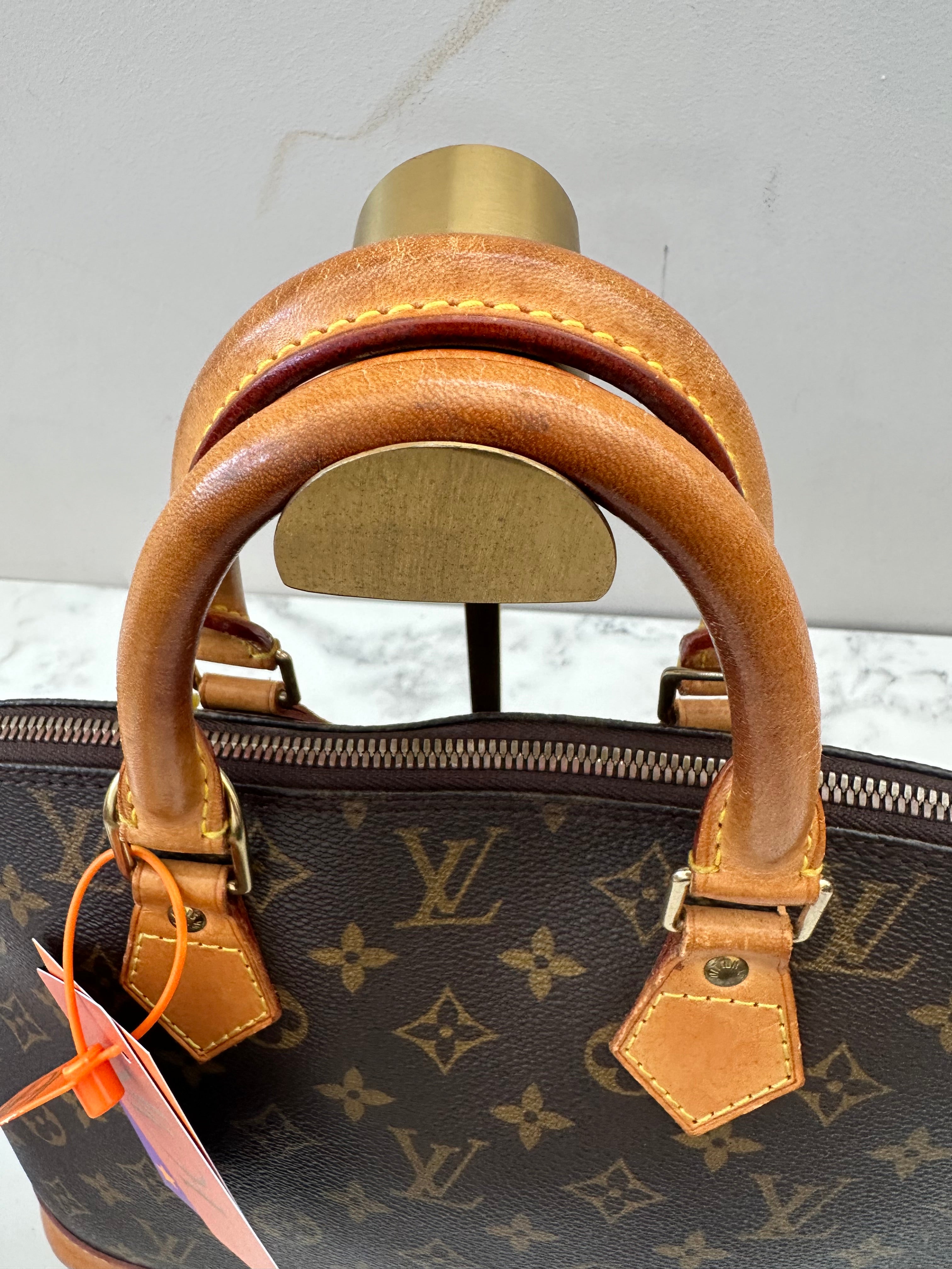Louis Vuitton Alma