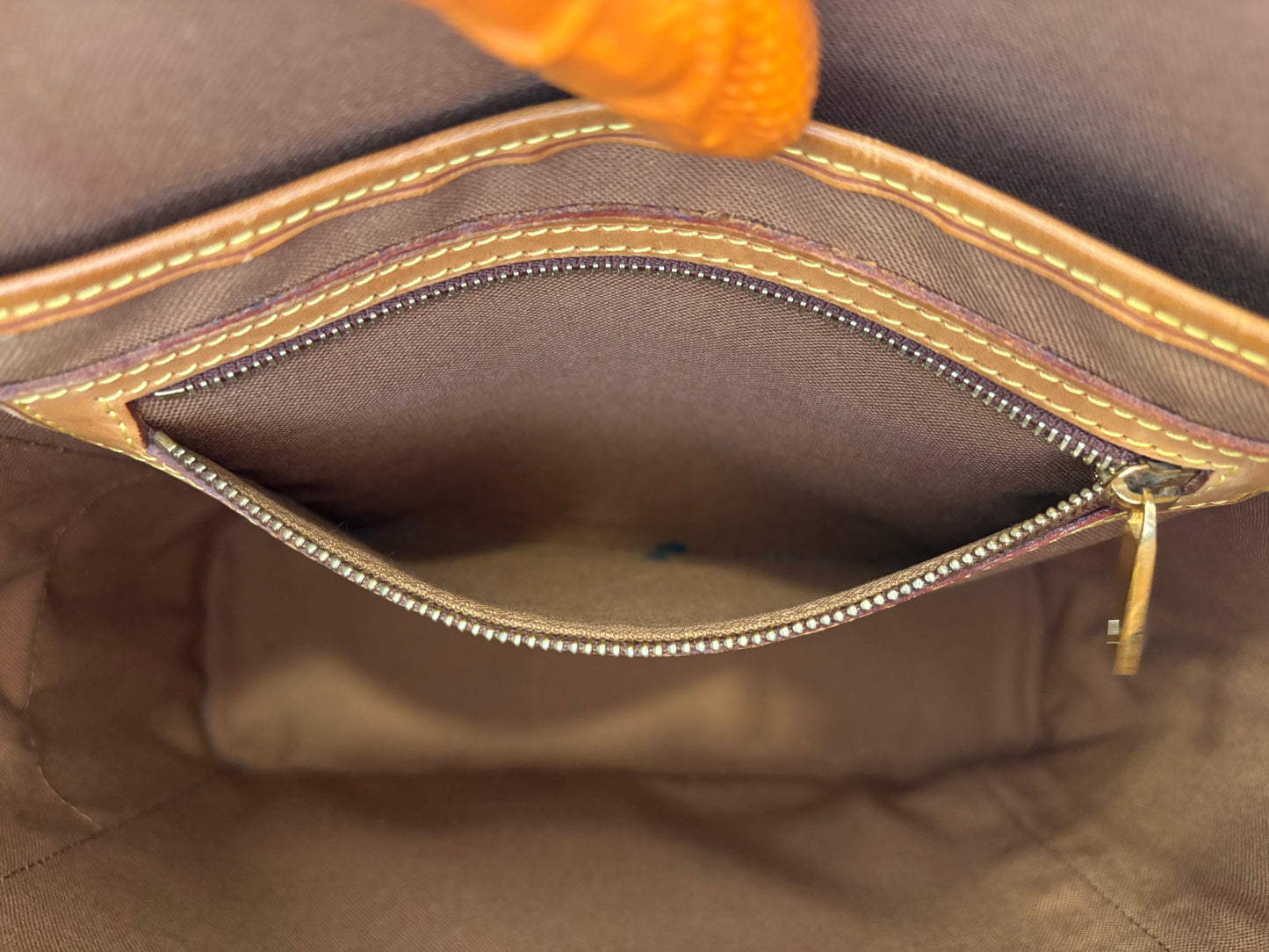 018672 - Louis Vuitton Vavin GM