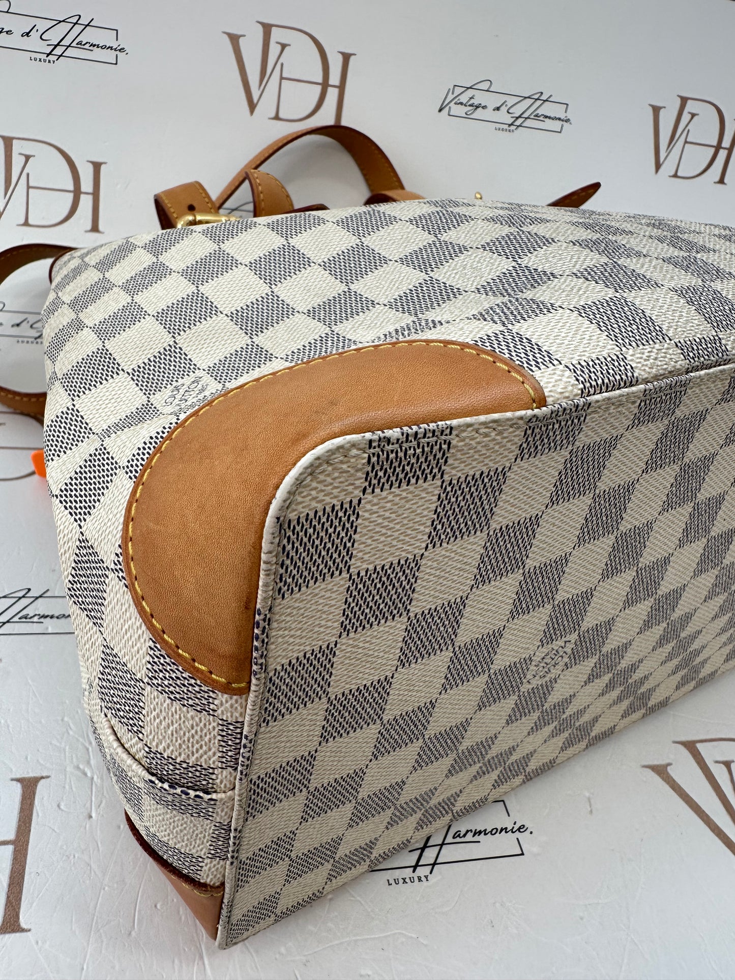 382685 - Louis Vuitton Hampstead
