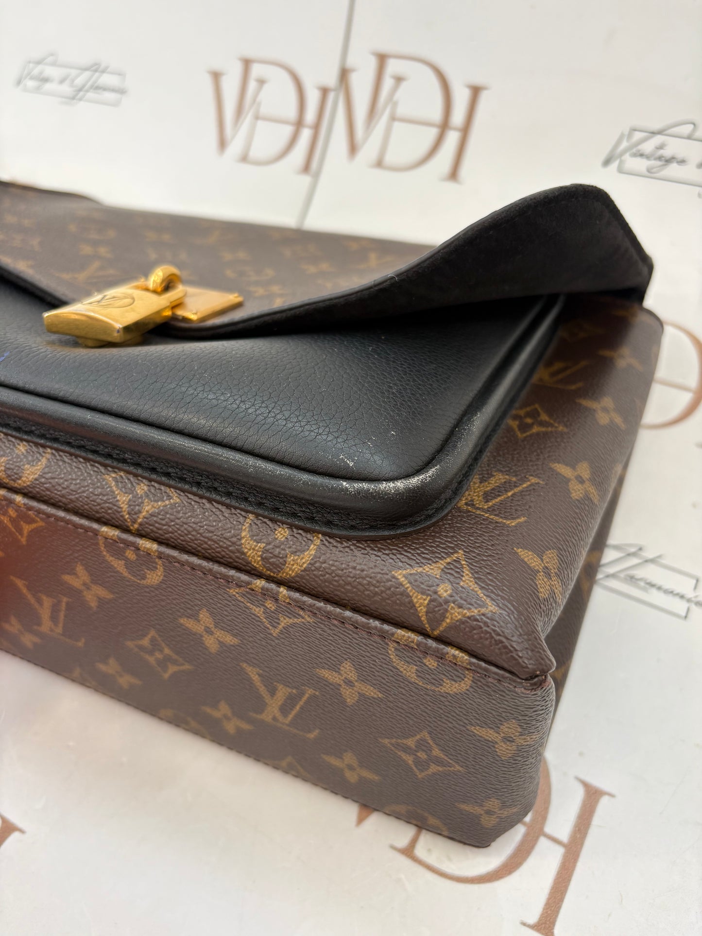 384256 - Louis Vuitton Marignan
