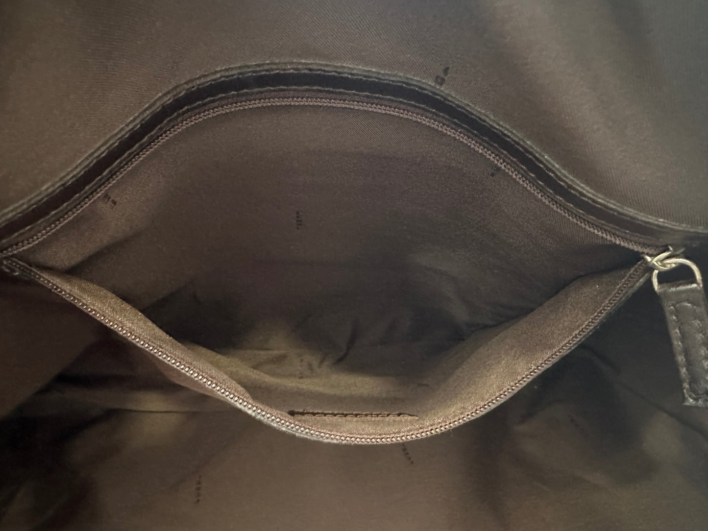 102492 - Fendi Messenger