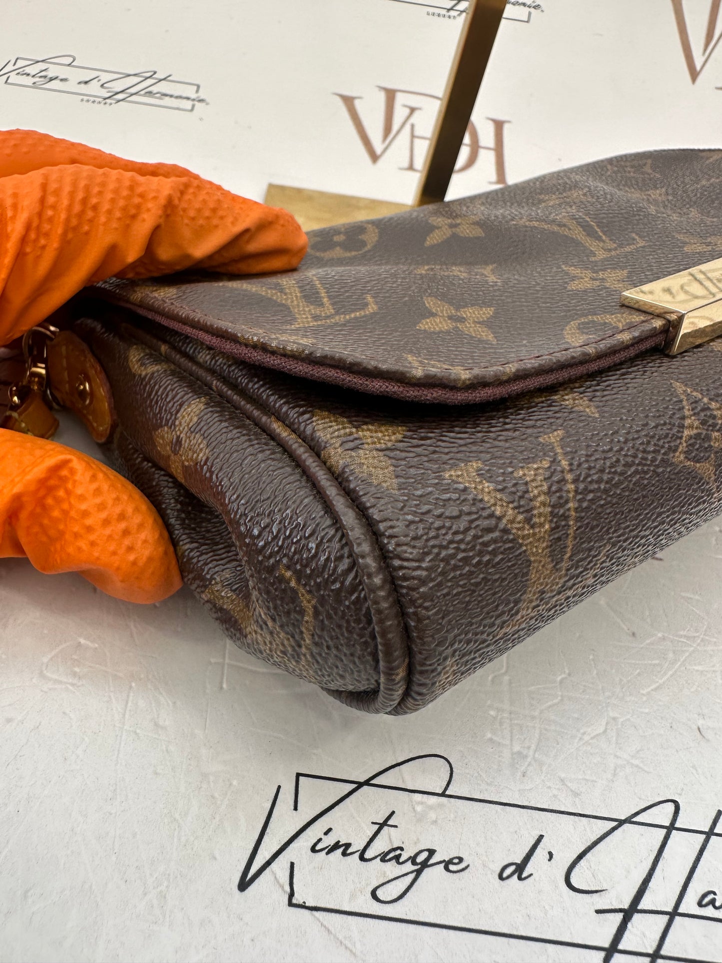 382761 - Louis Vuitton Favorite