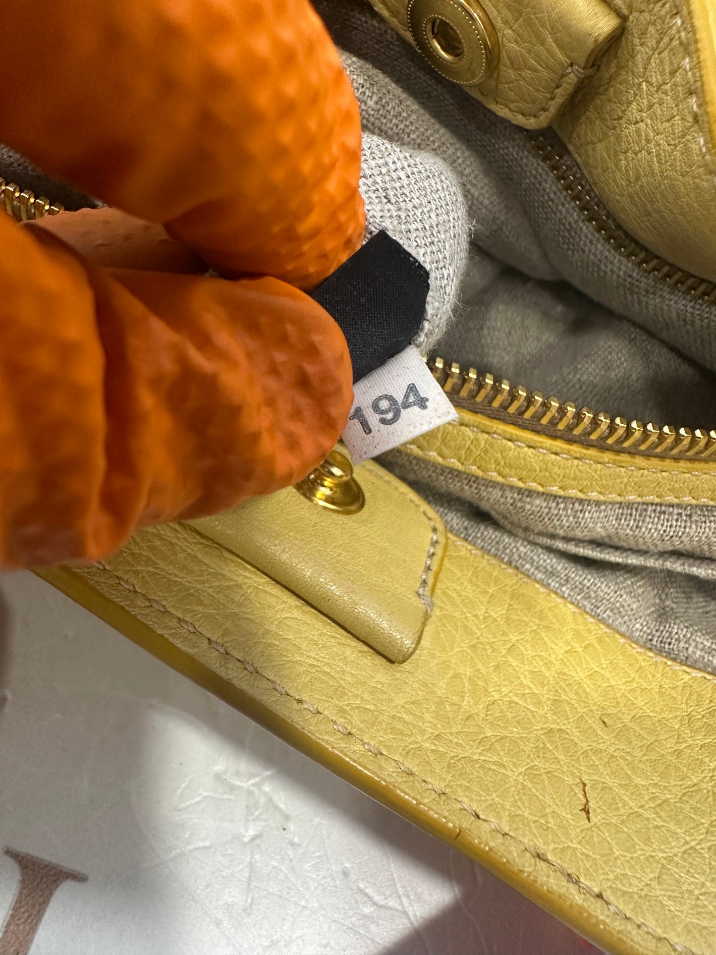 382926 - Miu Miu Yellow