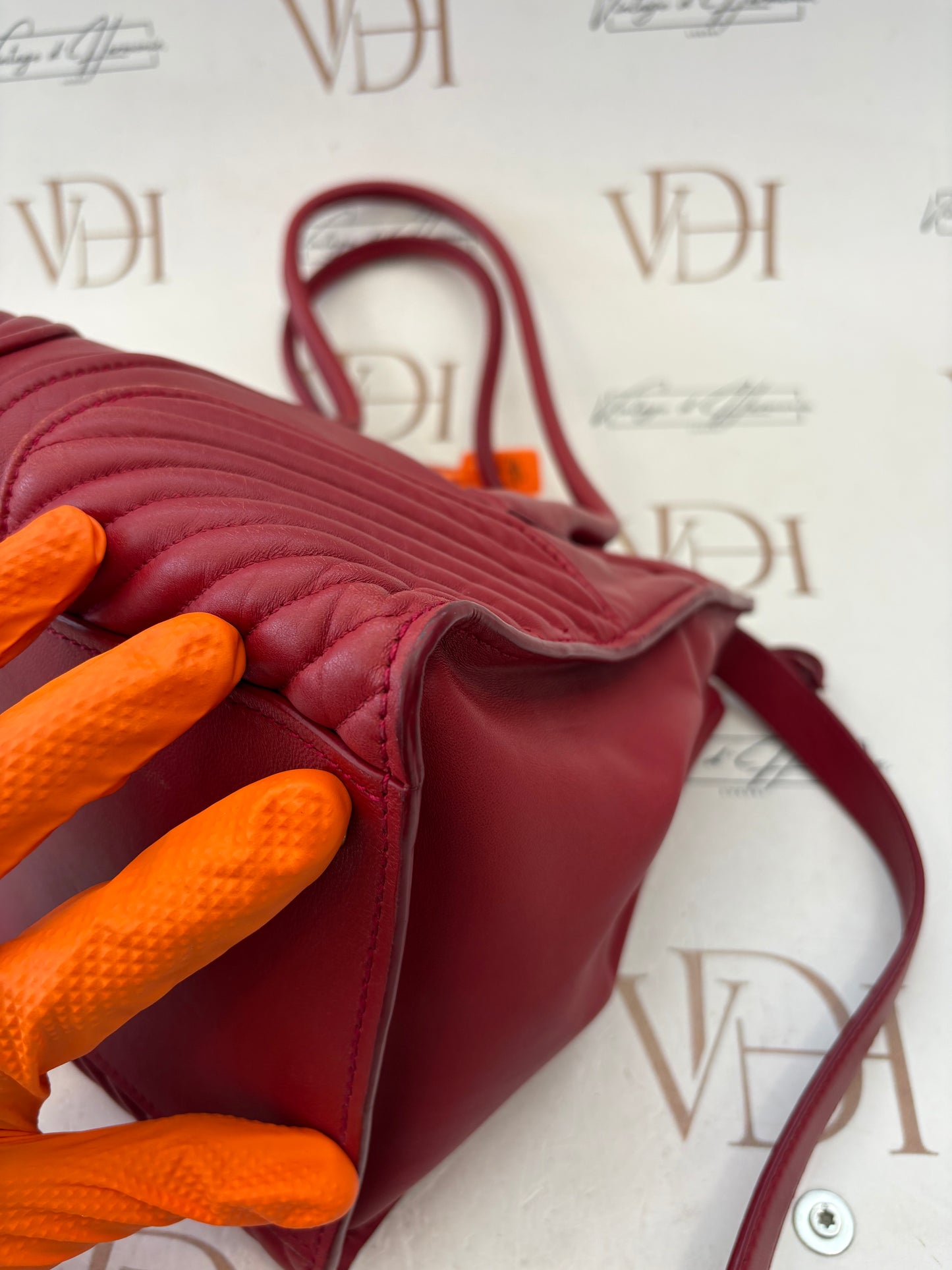 384120 - Miu Miu Red