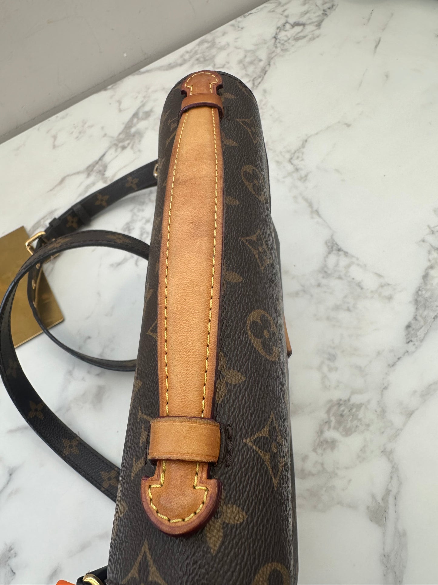 Louis Vuitton Metis